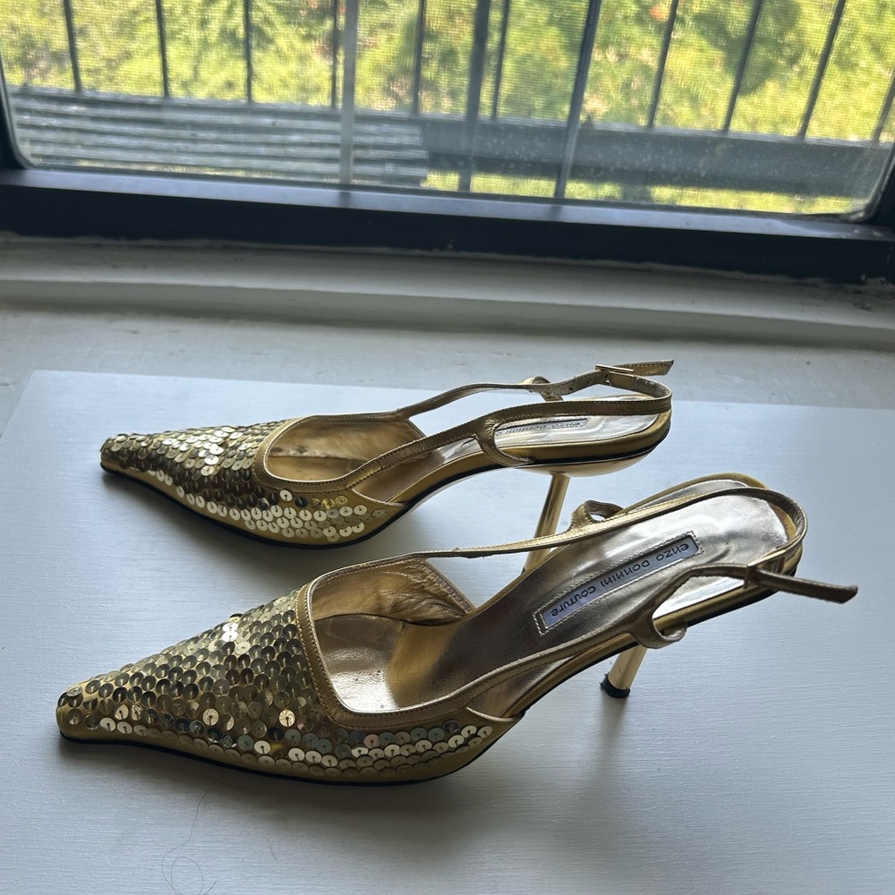 VERO CUOIO Sequin Slingback Heels